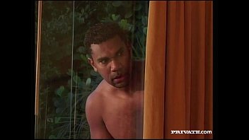 Bianca dragusanu prinsa la hotel ca face sex cu doi negri pulosi