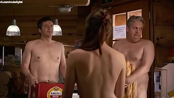 Doi barbati mai in varsta ia lau pula o tanara care vrea sa faca cat mai mult xxx