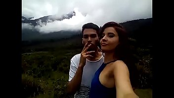 Film porno masturbare tinere ce face sex in cort